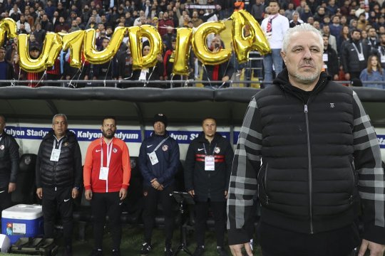 Ce fac stranierii români. Succes pentru Boloni în Franța, un nou meci fără victorie pentru Mutu în Azerbaidjan, Genoa a fost învinsă cu Drăgușin și Pușaș titulari