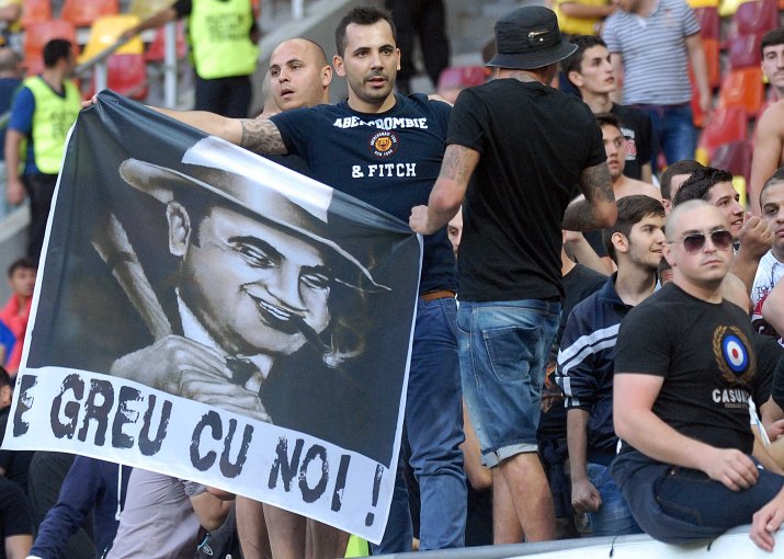 Suporteri dinamovisti. DINAMO - FCSB (fostă Steaua) 0-2, LIGA 1 (10.05.2013)