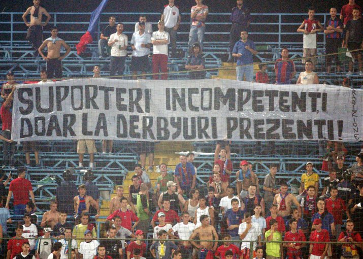 Banner al galeriei FCSB (fostă Steaua). DINAMO - FCSB (fostă Steaua) 3-2, SUPERCUPA ROMANIEI (31.07.2005)