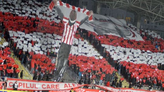 Suporterii UTA-ei ”pun tunurile” pe Meszar. Decizia luată care i-a scos din sărite pe fani: ”Vă place să fiți ipocrit? Vă bateți joc de noi!”