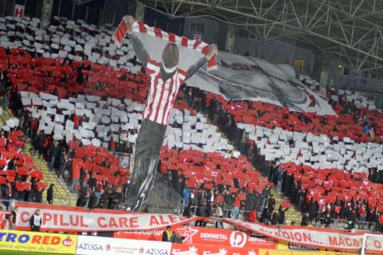 Suporterii UTA-ei ”pun tunurile” pe Meszar. Decizia luată care i-a scos din sărite pe fani: ”Vă place să fiți ipocrit? Vă bateți joc de noi!”