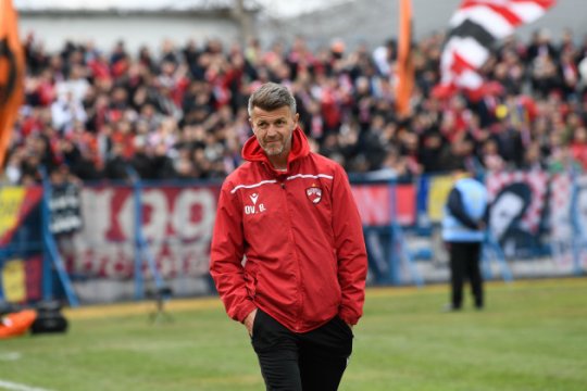 Ultimul meci la Dinamo pentru Ovidiu Burcă? Ce a spus după eșecul cu FCSB: ”Sunt epuizat. Îmi pare rău pentru suporteri”