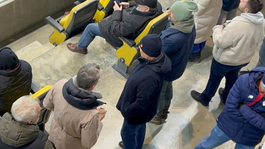 S-a ”dat de gol” Mircea Lucescu? ”Il Luce”, surprins alături de acționarul unui club din Superligă la derby-ul Dinamo - FCSB