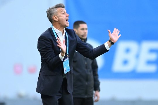Antrenorul dorit de Dinamo, pe lista unei alte echipe din Liga 1. Concurență serioasă pentru înlocuirea lui Ovidiu Burcă