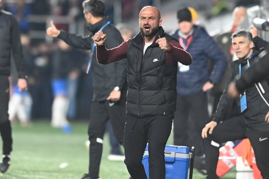 Care este, de fapt, motivul pentru care Ionuț Voicu i-a cerut înapoi tricoul lui Kevin Soni unui tânăr fan al Rapidului: ”A trebuit să îi dau o lecție. Sper că a înțeles”