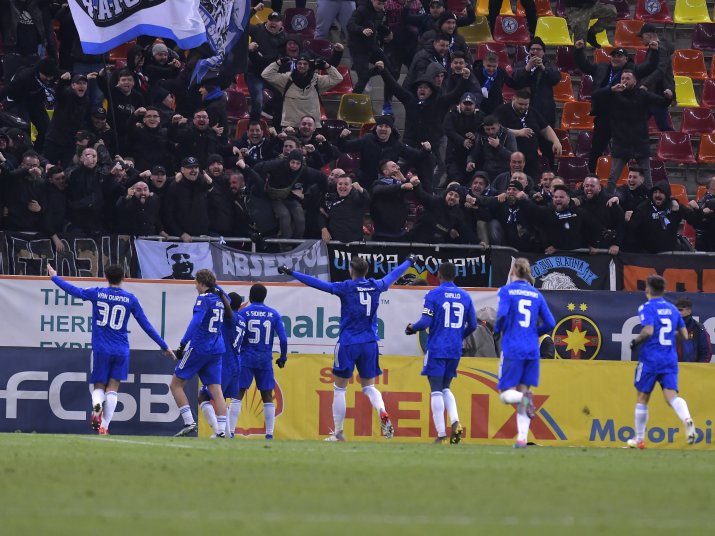 Oltenii au câștigat două meciuri în deplasare în acest sezon al Superligii, sursă foto: Sport Pictures