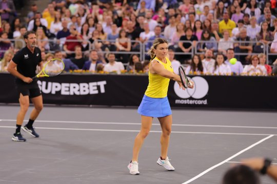 Halep, aproape de revenirea pe teren. Oferta primită de fostul lider mondial. De ce a depins răspunsul româncei