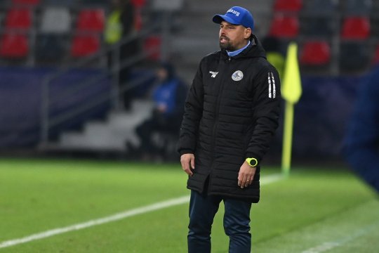 Primul antrenor care a refuzat-o pe Dinamo a dezvăluit de ce nu vrea să semneze cu ”câinii”: ”A fost un telefon, dacă aș fi dispus să merg”