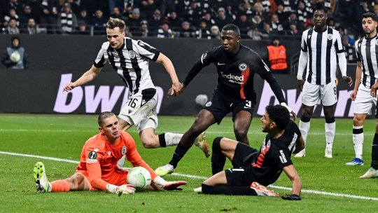Victorie uriașă pentru Răzvan Lucescu și PAOK împotriva lui Frankfurt! Sorescu, titular pentru Rakow contra lui Sturm Graz. Toate rezultatele din Europa și Conference League