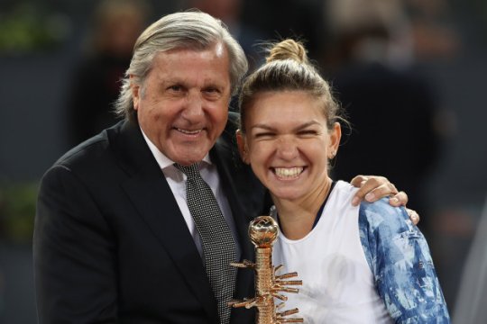 EXCLUSIV | Reacția savuroasă a lui Ilie Năstase după ce Mouratoglou și-a asumat vina pentru contaminarea Simonei Halep: "Sunați-l pe el!"