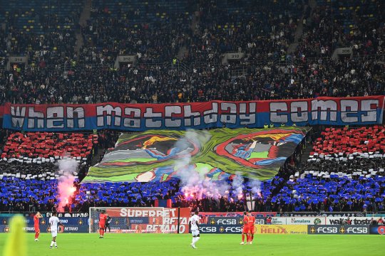 FOTO | Derapaj ingrozitor al galeriei FCSB la meciul cu Rapid! Ce au putut afișa suporterii gazdelor