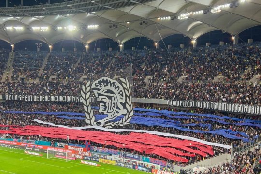 FOTO&VIDEO | Rapidiștii au ”stricat” scenografia 3D a fanilor FCSB: ”De un sfert de veac aici, niciun pas în spate” Cum au răspuns oaspeții