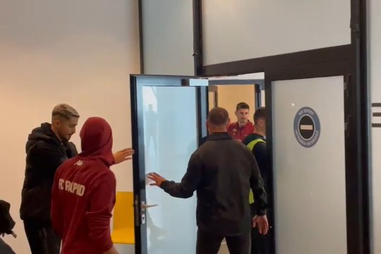 VIDEO | Albion Rrahmani, prezent la derby-ul dintre Rapid și FCSB! Cu cine a fost surprins atacantul giuleștenilor