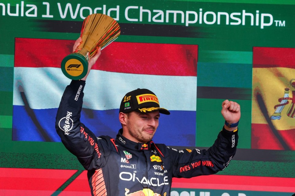 Max Verstappen, Red Bull Racing RB19, câștigătorul Marelui Premiu de Formula 1 al Braziliei, 5 noiembrie 2023