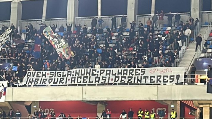 ”Avem siglă, nume palmares/ În birouri, același dezinteres!”, mesaj afișat de Peluza Sud la derby-ul cu Rapid, din Cupa României