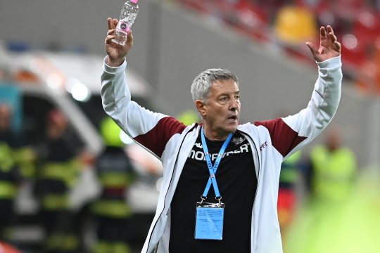 Cristiano Bergodi neagă orice contact cu Compagno, de la FCSB. ”Nici nu am numărul lui. După meci nici nu ne-am salutat”