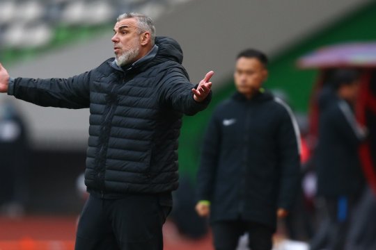 Ce fac stranierii români. Olăroiu, OUT din Liga Campionilor Asiei după un meci nebun! Boloca, eliminat direct împotriva Romei. Înfrângere pentru Sefer în Israel