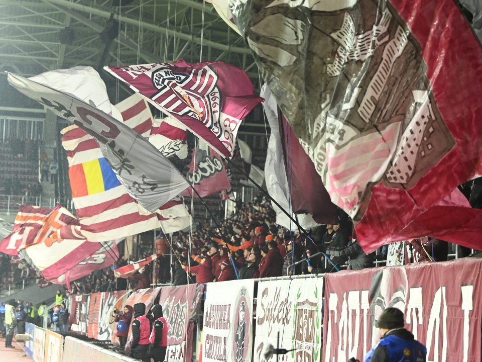 Galeria echipei Rapid la meciul din Cupa României, împotriva CFR Cluj, scor 0-0.