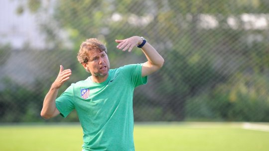 Ce sfat i-a oferit Florin Răducioiu lui Cristiano Bergodi înainte de meciurile cu Petrolul și Farul: ”Jocul lor nu mai este foarte bun”