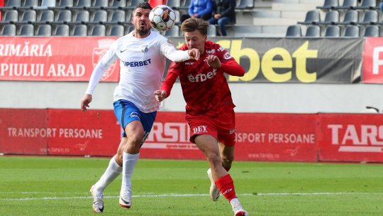 UTA - Farul 0-0. Rednic si Hagi termină la egalitate, rezultat care nu ajută prea mult pe nimeni
