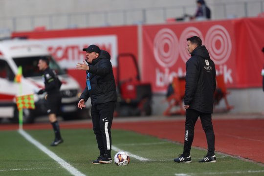 Hagi s-a dezlănțuit după remiza de la Arad: "Sper să găsesc răspunsurile zilele următoare"