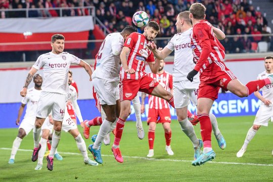 Sepsi - CFR Cluj 2-1. Formația din Sf. Gheorghe ajunge la a treia victorie consecutivă!
