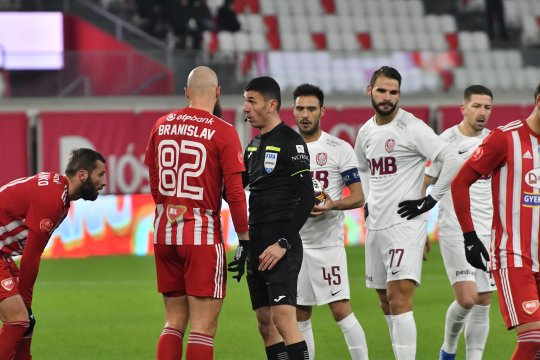 Incredibil! Vassaras a recunoscut că arbitrii de la Sepsi - CFR 2-1 au atribuit greșit liniile la ultimul gol: ”Doresc să prezint scuze, în numele CCA, celor afectați de această eroare regretabilă”