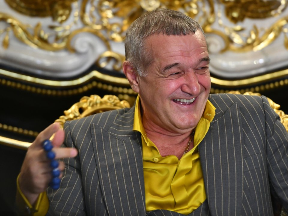 Gigi Becali râde de rivalii la titlu