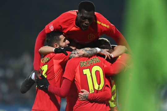 Poli Iași - FCSB 1-3. Show făcut de roș-albaștri în Copou. Florinel Coman marchează de două ori și vicecampioana are 11 puncte avans în fruntea Superligii