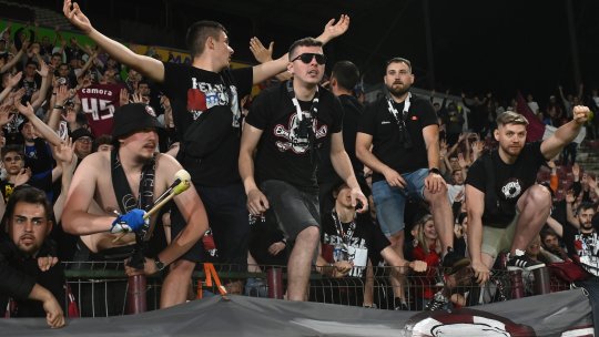 Tensiune la CFR Cluj înainte de derby-ul cu "U" Cluj. Decizia luată de fani: Mandorlini, Camora și Deac, implicați