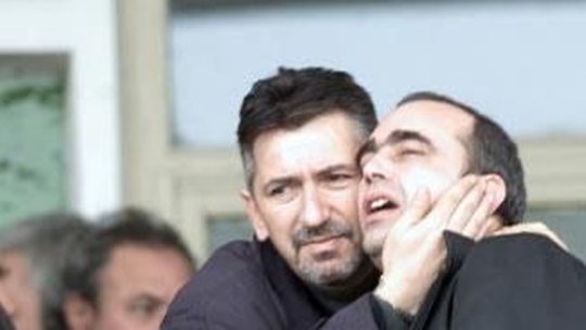 Îl mai recunoști? A fost patronul uneia dintre cele mai iubite echipe din România, iar acum are 65 de ani