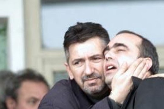 Îl mai recunoști? A fost patronul uneia dintre cele mai iubite echipe din România, iar acum are 65 de ani