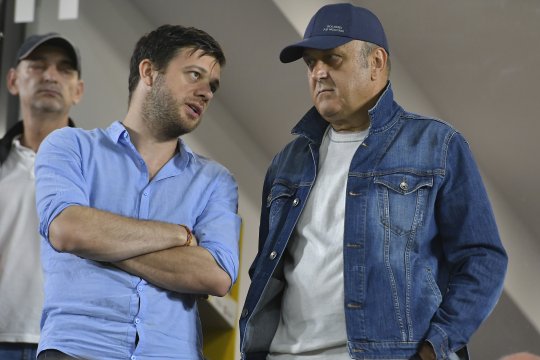 ”Moștenirea” lăsată de George Copos lovește din nou Rapidul! Giuleștenii riscă să aibă interzis la transferuri în cazul în care clubul nu plătește urgent peste jumătate de milion de euro