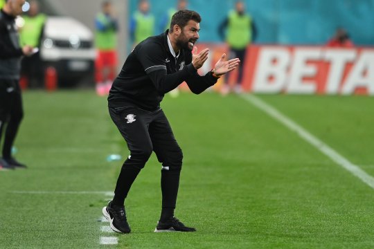 Este oficial. Adi Mutu s-a despărțit de Neftchi Baku. A fost anunțat deja numele înlocuitorului său