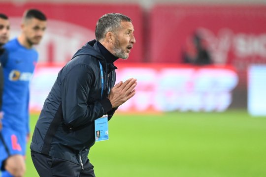 Mihai Stoica, emoționat de un jucător de la FCSB! L-a găsit în sala de forță în Ajunul Crăciunului: ”Refuză să accepte că fotbalul s-a terminat pentru el”