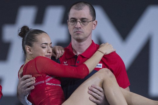“Mama își dorea să fim împreună de Crăciun”. Pentru Larisa Iordache, fosta mare gimnastă, sărbătoarea de astăzi are o semnificație aparte