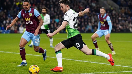 Boxing Day în Premier League! Manchester United a reușit o remontada spectaculoasă cu Aston Villa. Liverpool este noul lider după victoria împotriva codașei Burnley