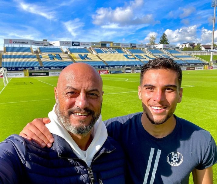 Cristi Dulca, alături de fiul său, Marco, la stadionul lui Celje