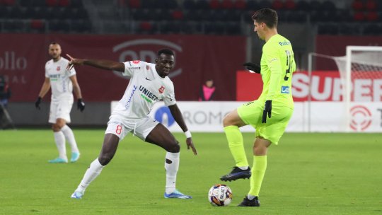 Hermannstadt a confirmat discuțiile cu doi ”granzi” ai Superligii pentru transferul lui Baba Alhassan: ”Asta e realitatea”