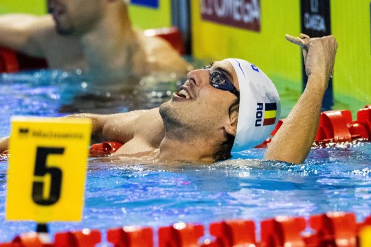Inima lui Andrei Ungur bate românește. Medaliatul cu bronz la Campionatele Europene de înot în bazin scurt a fost la un pas de a se lăsa de sport!