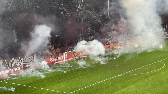 Ce nu s-a văzut la TV! 5 detalii din Giulești: “revelion” vișiniu și un oaspete surpriză