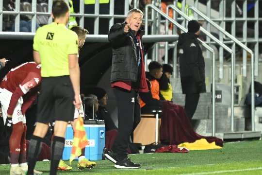 Bergodi le răspunde fanilor: "Nu mă interesează că mi-au cerut demisia!"