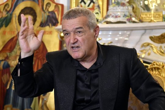Gigi Becali, indecis? A iertat arbitrii, face planuri pentru următorul sezon, dar susține că are cumpărător pregătit