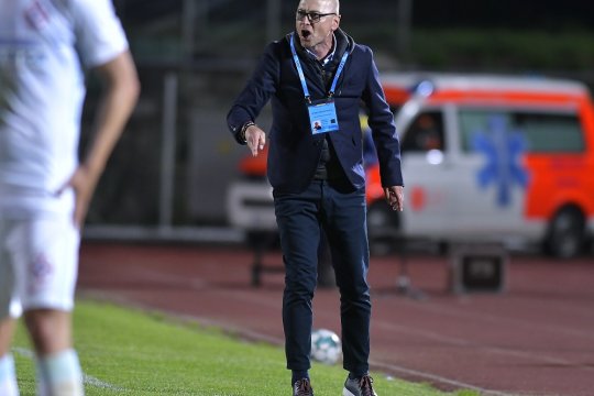 Leo Grozavu, vehement după ce a trimis-o pe Dinamo la baraj: „E o palmă pentru toți”