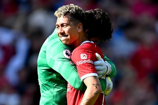 Robert Firmino, gest superb pentru colegii de la Liverpool. Ce le-a dăruit colegilor la despărțirea de echipă