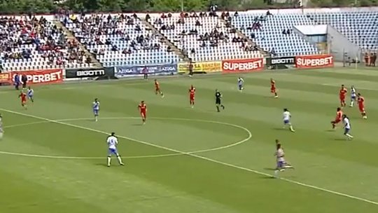 Arădenii, băgați în ședință de suporteri după remiza cu Gloria Buzău. Mircea Rednic a luat foc: „Nu meritam nimic”