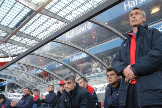 ”Mi-a dat mesaj: Ești încă în viaţă?” Fost antrenor al FCSB, Oleg Protasov și-a anunțat sosirea în România
