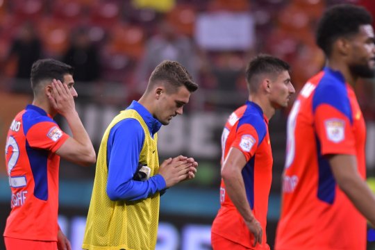 Încă un jucător pleacă de la FCSB! Universitatea Cluj l-a prezentat oficial