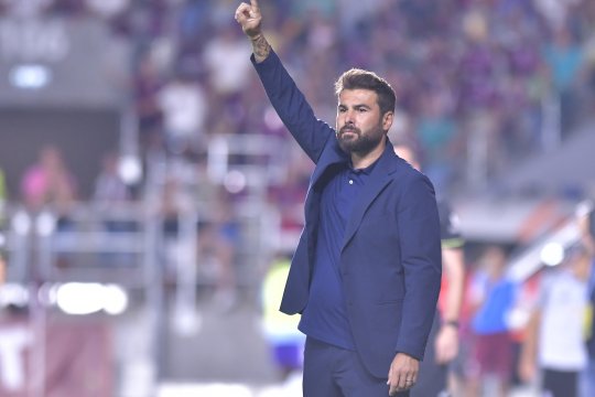 Reciclări pe bandă rulantă la Rapid. Care este următorul jucător de la FCSB pe care îl vor giuleștenii