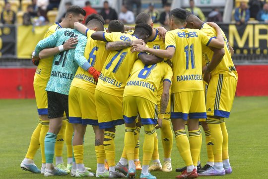 Petrolul continuă în forță campania de achiziții. Un fotbalist abia retrogradat din SuperLigă a semnat cu ”lupii galbeni”